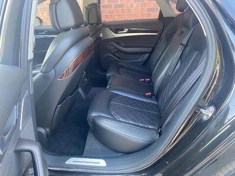 Audi A8 view 53