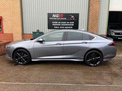Vauxhall Insignia view 3