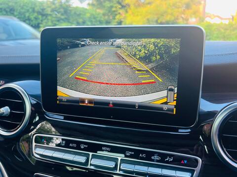 Mercedes-Benz V-Class view 59