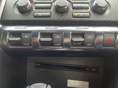 Nissan GT-R view 21
