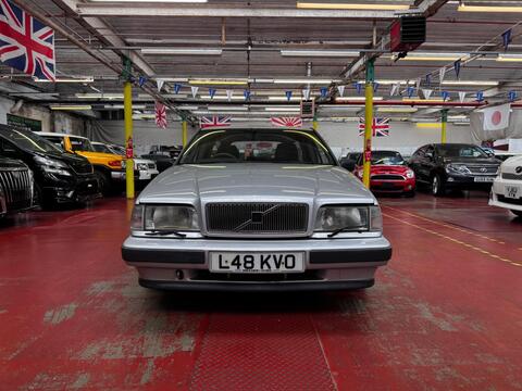Volvo 850 view 2