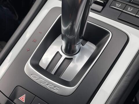 Porsche 911 view 39