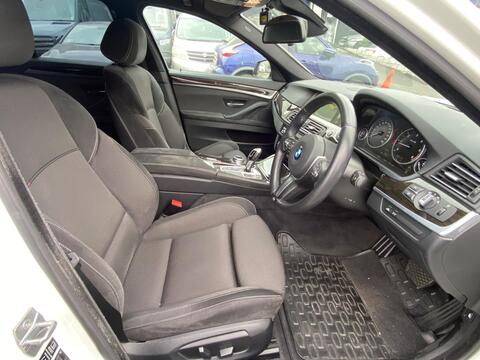 BMW 5 Series view 12