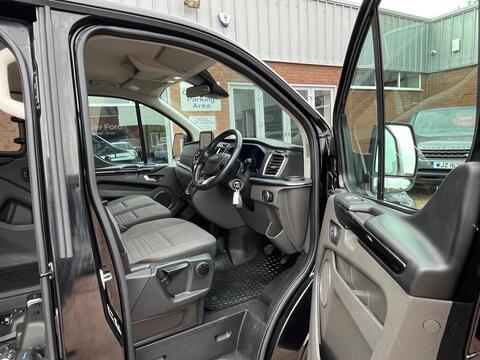 Ford Tourneo Custom view 71
