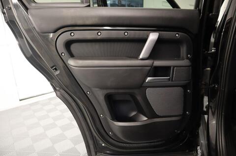 Land Rover Defender view 45