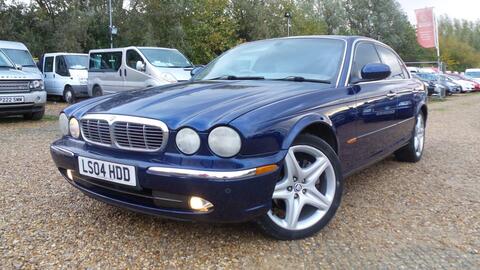 Jaguar XJ view 2