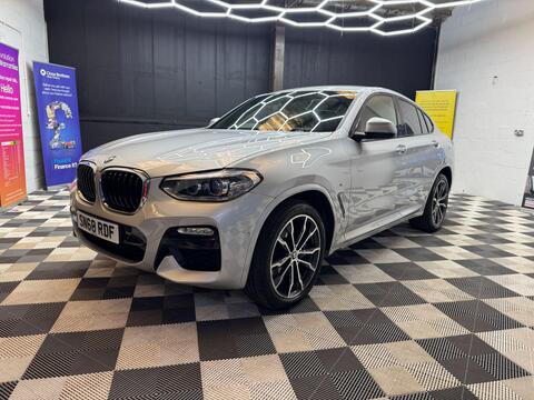 BMW X4 view 12