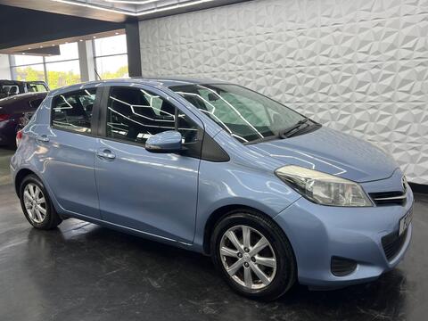Toyota Yaris view 11
