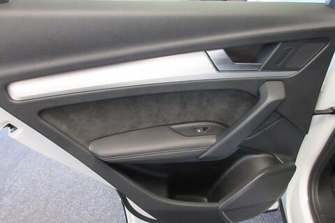 Audi SQ5 view 53