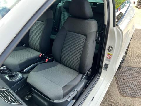 Volkswagen Polo view 14