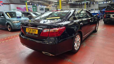 Lexus LS view 39