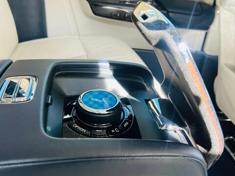 Rolls-Royce Phantom view 24