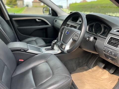 Volvo XC70 view 14