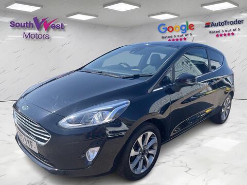 Ford Fiesta view 3