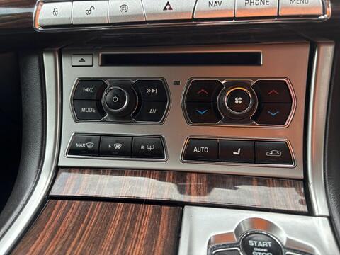 Jaguar XF view 45