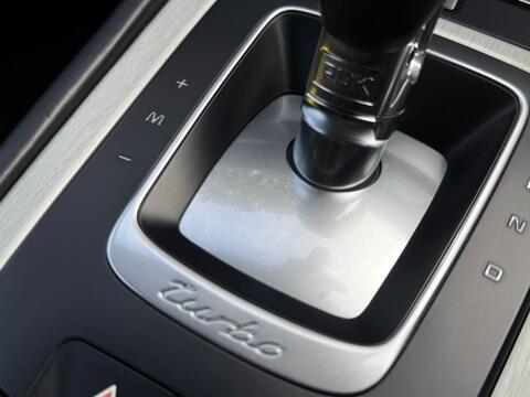 Porsche 911 view 49