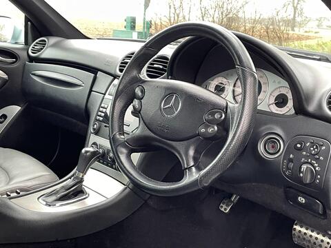 Mercedes-Benz CLK view 22