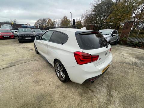 BMW 1 Series view 18