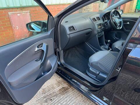 Volkswagen Polo view 18