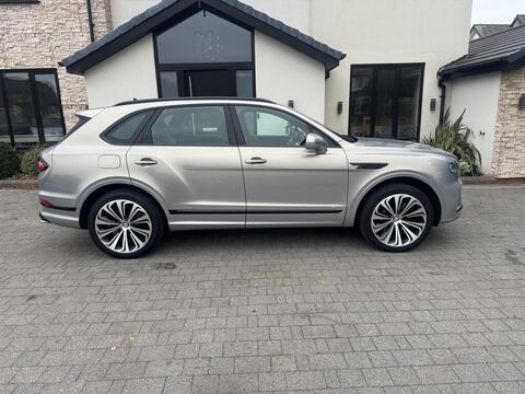 Bentley Bentayga view 5