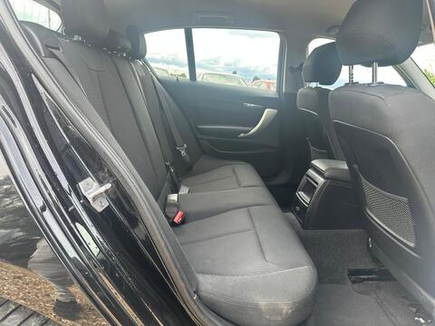 BMW 1 Series view 9