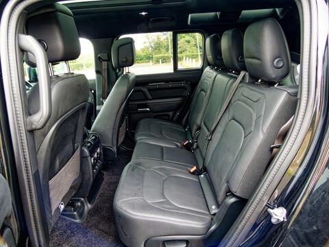 Land Rover 110 view 30