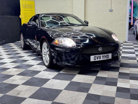 Jaguar XK view 8