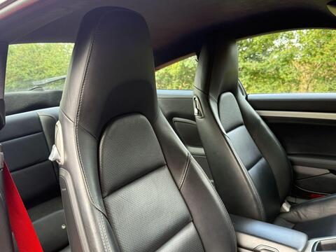Porsche 911 view 21