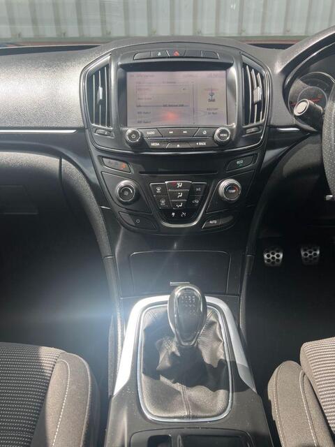 Vauxhall Insignia view 20