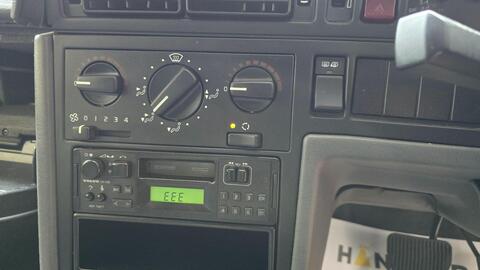 Volvo 850 view 12