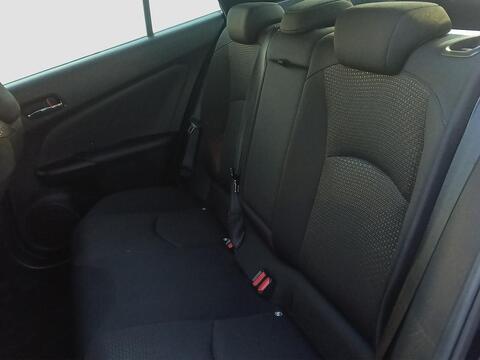Toyota Prius view 14