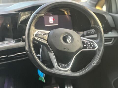 Volkswagen Golf view 42