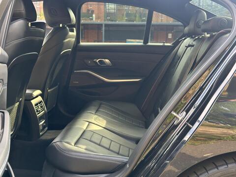 BMW 3 Series view 15