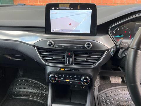 Ford Focus view 24