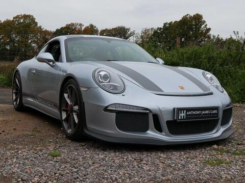 Porsche 911 view 77