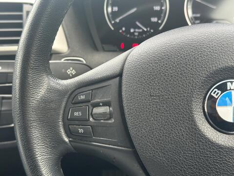 BMW 1 Series view 23