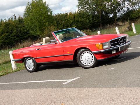Mercedes-Benz SL view 2