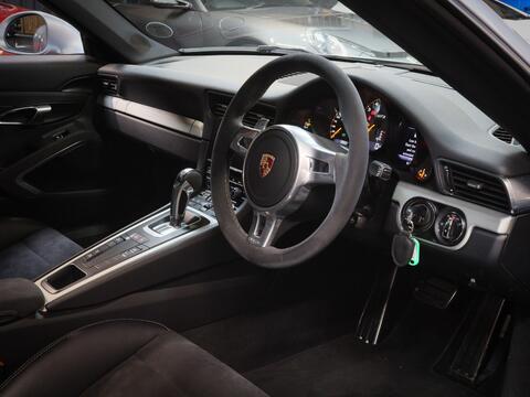 Porsche 911 view 62