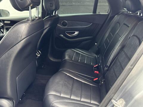 Mercedes-Benz GLC view 53