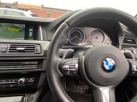 BMW 5 Series view 23