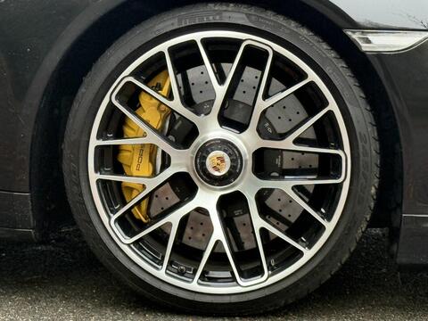 Porsche 911 view 20