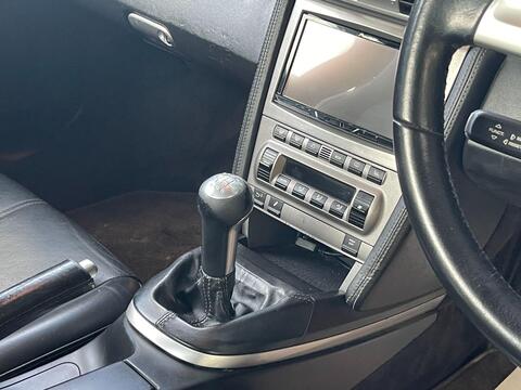 Porsche 911 view 26