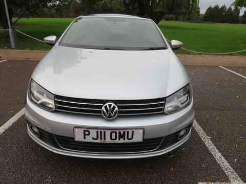 Volkswagen Eos view 3