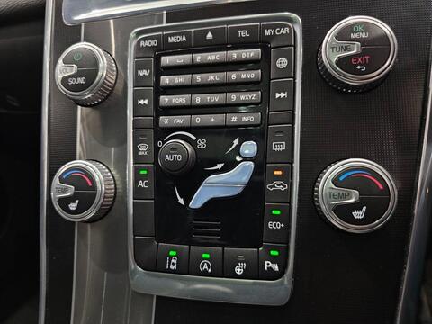 Volvo XC60 view 12