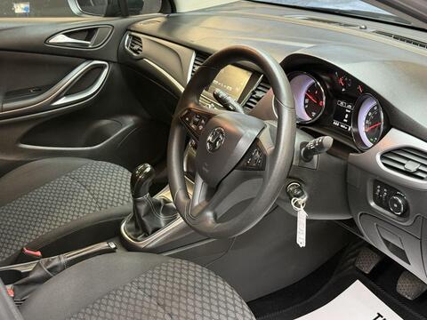 Vauxhall Astra view 12