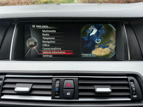 BMW 5 Series view 15