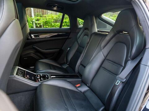 Porsche Panamera view 14