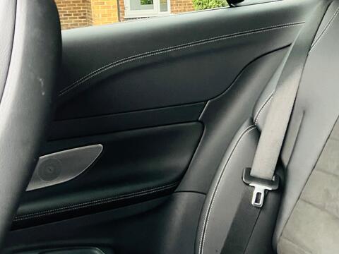 Mercedes-Benz E Class view 36