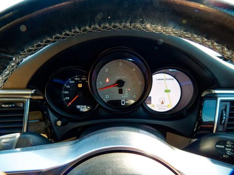 Porsche Macan view 39