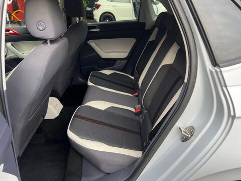 Volkswagen Polo view 14